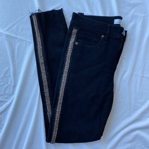 Sz 0 LOFT Black Modern Skinny Beaded Black Jean